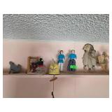 Southwestern and Folk Art Figurines and Decoration