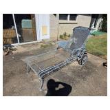 Metal Mesh Outdoor Chaise Lounge Chair with Wheels