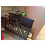 Metal Mesh Magazine Rack with Wooden Base and Clam