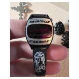 1977 Texas Instruments Star Wars LED Watch Featuri