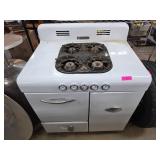 Magic Chef Vintage White Gas Stove with Four Burne