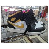 Air Jordan 1 Mid Black and Gold Youth Sneakers
