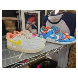 Nike Youth Size 2Y White Shoes and Nike Blue and W