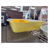 Vintage Yellow Pyrex Oval Casserole Dish 1.5 Quart