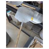 Aluminum Pizza Peel with Wooden Handle
