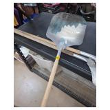 Metal Pizza Peel with Wooden Handle