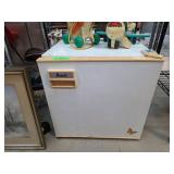 White Amana Compact Mini Refrigerator with Wooden