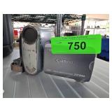 Canon ZR500 MiniDV Camcorder with Strap