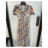 Floral Patterned Short-Sleeve Button Dress