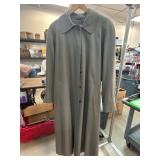 Gray Long Coat with Button Closure and Lined Inter