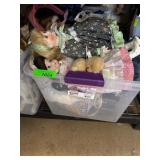 Sterilite Plastic Storage Bin with Assorted Porcel