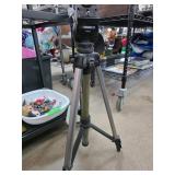 Ambico V-0554 Adjustable Camera Tripod