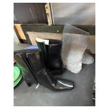Womenï¿½s H&M Heeled Boots and BEARPAW Gray Suede Bo