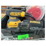 DeWalt DWE6423 Palm Sander with Accessories