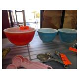 Three Pyrex Mixing Bowls