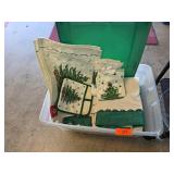 Christmas-Themed Linens