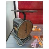 Standard Brand Vintage Kitchen Scale