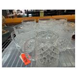 Clear Glass Diamond-Pattern Mugs