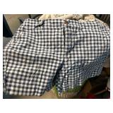 Old Navy Gingham Everyday Shorts, Size 6
