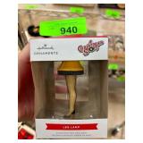Hallmark ï¿½A Christmas Storyï¿½ Leg Lamp Ornament