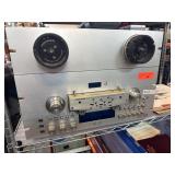 Pioneer RT-909 Reel-to-Reel Stereo Tape Deck