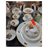 Bavaria Jaeger Porcelain Dinnerware Set