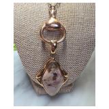 Barse Necklace with Stone Pendant