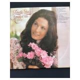 Loretta Lynnï¿½s Greatest Hits Vinyl Record