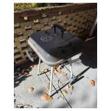Charcoal Grill with Steel Frame and Lid
