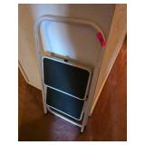 Foldable Metal Step Ladder with Black Steps