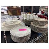 Noritake Ivory China Rothschild Dinnerware Set