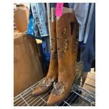 Roper Womenï¿½s Embroidered Cowboy Boots