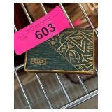 Vintage Mundaine Compact w Mirror & Makeup