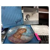 Edna Hibel 1984 Motherï¿½s Day Plate