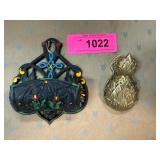 Decorative Metal Wall Plaque and Pineapple Figurin