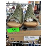 Born Iwa Woven Green Sandals with Box