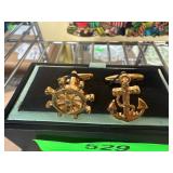 Bey-Berk Ship Wheel and Anchor Cufflinks