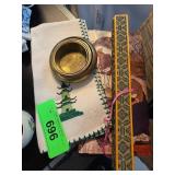 Decorative Items and Tableware