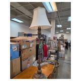 Traditional Table Lamp With Floral Accents