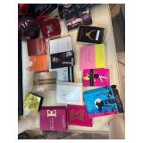 Fragrance Samples and Accessories
