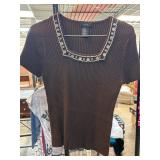 RQT Brown Short-Sleeve Knit Top with Embellished N