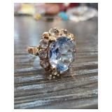 14k Gold and Topaz Ring, Size 6 3.6g