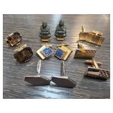 Menï¿½s Cufflinks in Mixed Styles