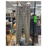 Jones New York Plaid Womenï¿½s Trousers