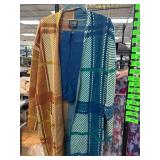 LB70 By Lloyd Boston XL Multicolor Cardigan