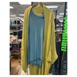 MaraLynne Womenï¿½s Cardigan and Tank