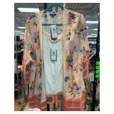 Democracy Size 1X Floral Kimono and Tank Set