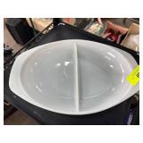 White Pyrex 1 1/2 Quart Divided Dish