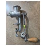 Universal Cast Iron Hand-Crank Meat Grinder