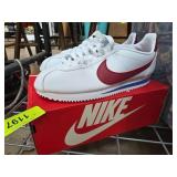 Nike WMNS Classic Cortez Leather Shoes